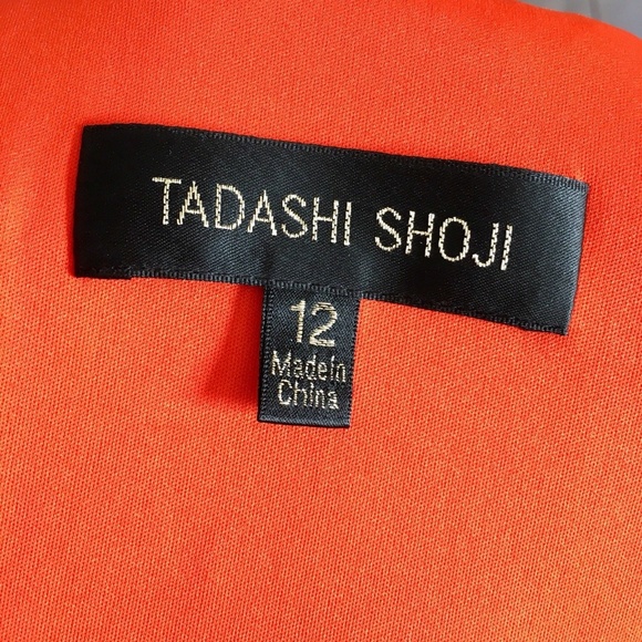 ❌SOLD❌ [Tadashi Shoji] Embroidered Neoprene Dress - Picture 7 of 8